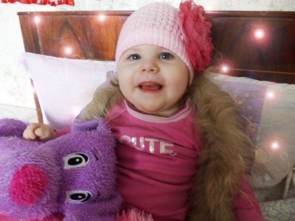 Просять допомогти врятувати дитину.  ФОТО